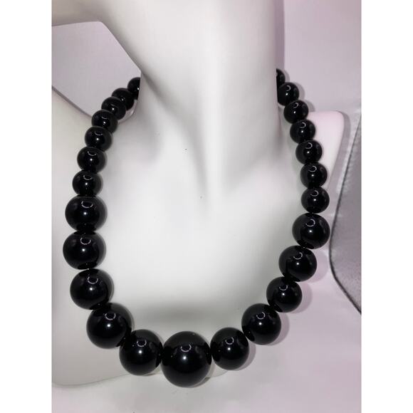 Black Gradation Beaded 19" Necklace and 1 Size 3.5" Bracelet Set! - Picture 9 of 16